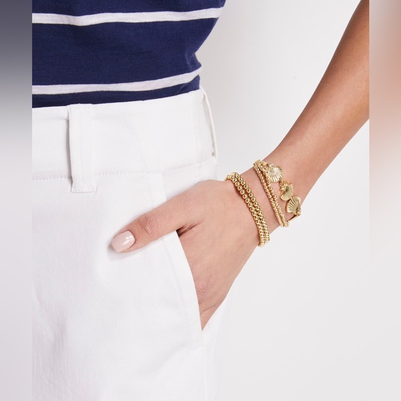 Vineyard Vines scalloped teal short 🐳 - Picture 4 of 6